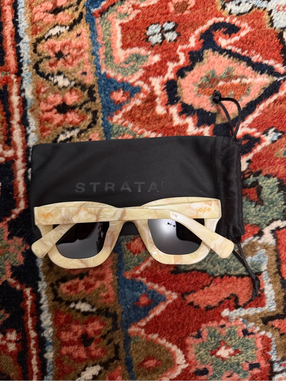 STRATA ROACASE Sunglasses - Picture 4 of 9
